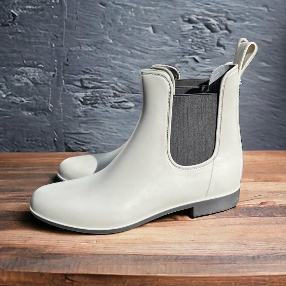 š»Sam Edelman Gray "Tinsley" Rain Boot Size 10